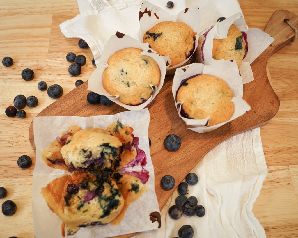 Blueberry Muffins (VIDEO)